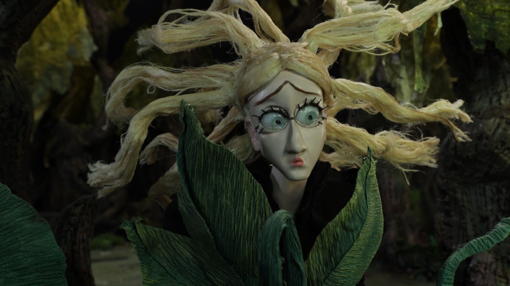 Princess Dina Bo Bina — still 4