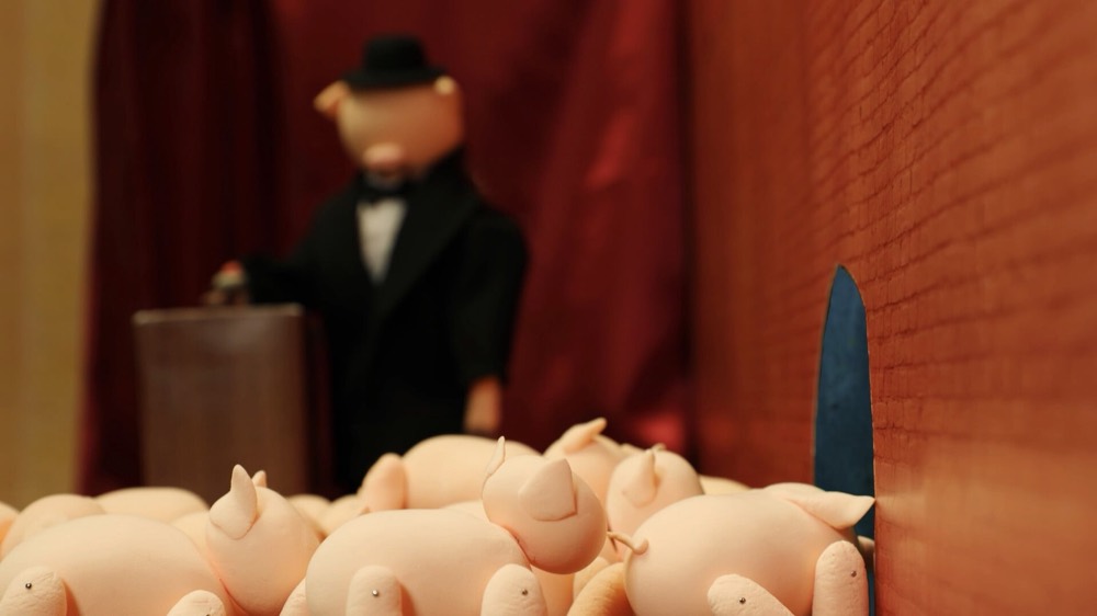 The Castle of Pigs — still 4